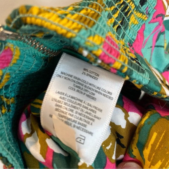 Express x Rocky Barnes floral crop top size small - Picture 6 of 6